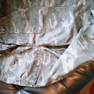 Camo pants